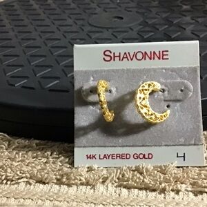 Shavonne Dorsey Filigree Crescent and Textured Hoop Earrings - Gold